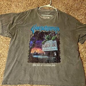 3XL GOOSEBUMPS Graphic Tee from Fashion Nova Men!! Loose fit, simple graphic!